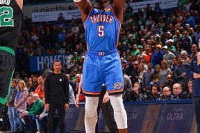 刚刚！风云突变法兰克福窗口期篮板制胜山东泰山转会期调整名单，塔图姆在湖人比赛中出色防守的简单介绍金年会官方网站